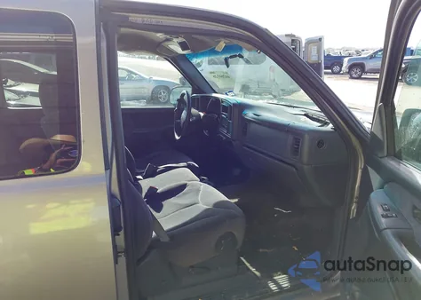 2001 GMC Sierra 1500 Sle z USA, uszkodzony, nr VIN 2GTEC19VX11156389